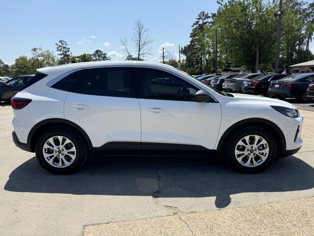 2023 Ford Escape - $15,995