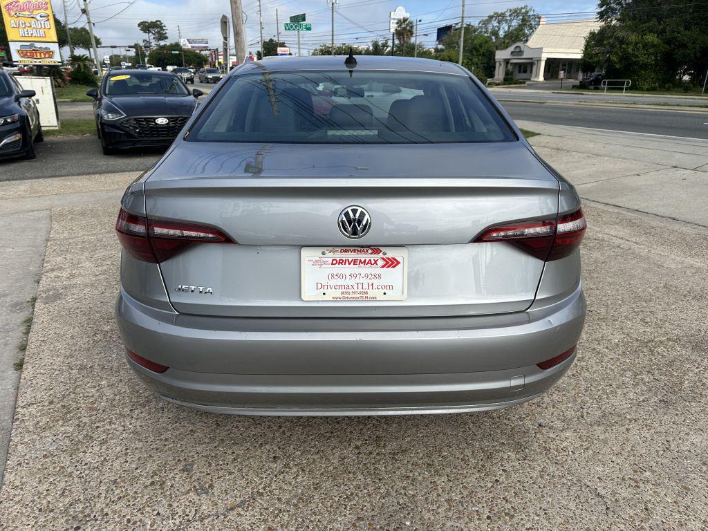 2021 Volkswagen Jetta - $13,995