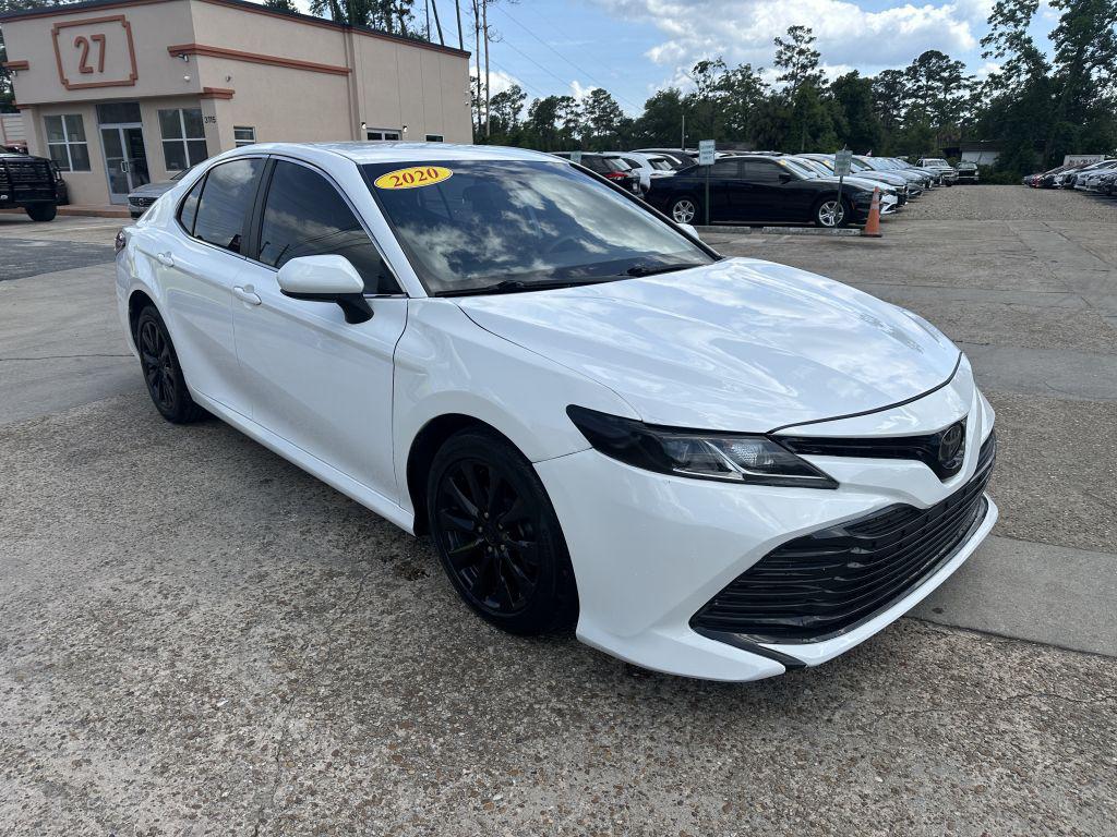 2020 Toyota Camry - $15,995