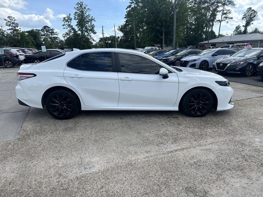 2020 Toyota Camry - $15,995