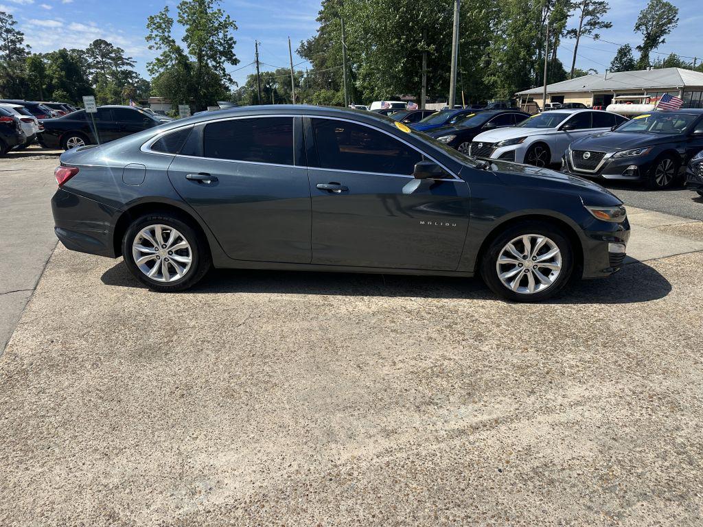 2019 Chevrolet Malibu - $10,995