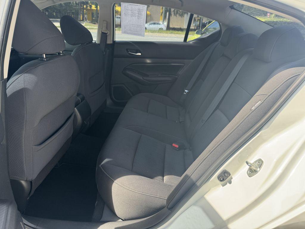 2020 Nissan Altima - $15,995
