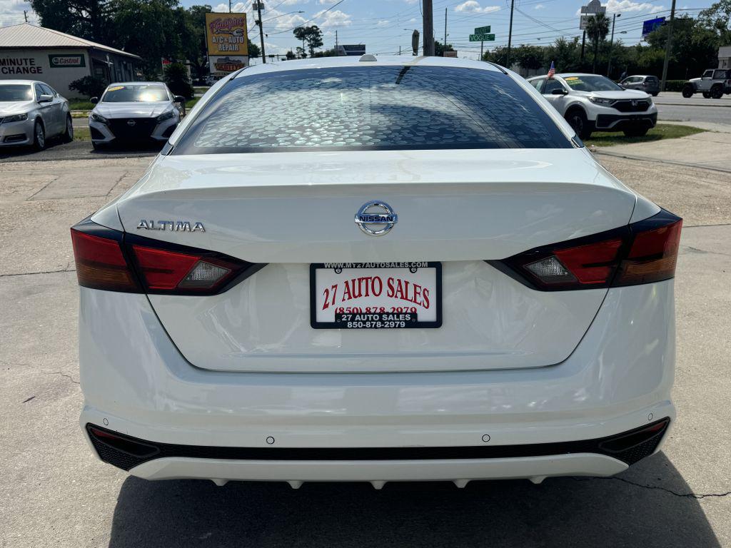 2020 Nissan Altima - $15,995
