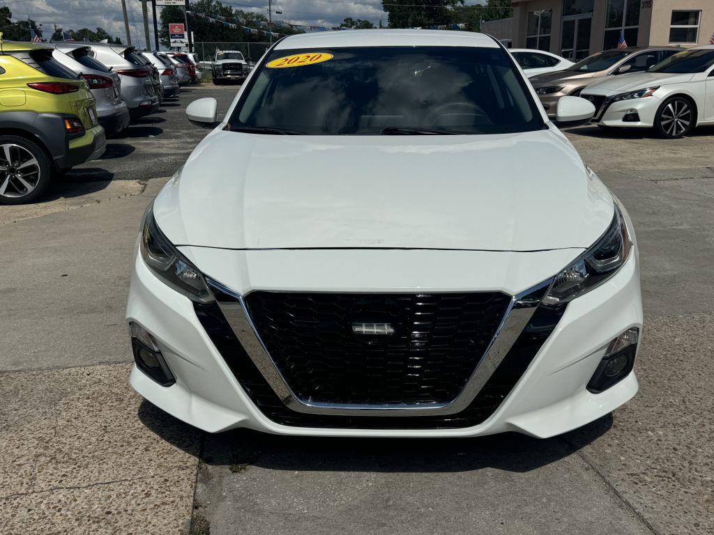 2020 Nissan Altima - $15,995