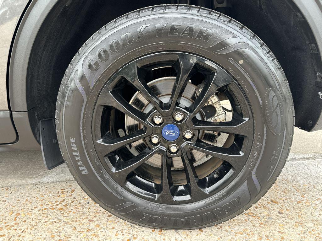 2020 Ford Escape - $17,995