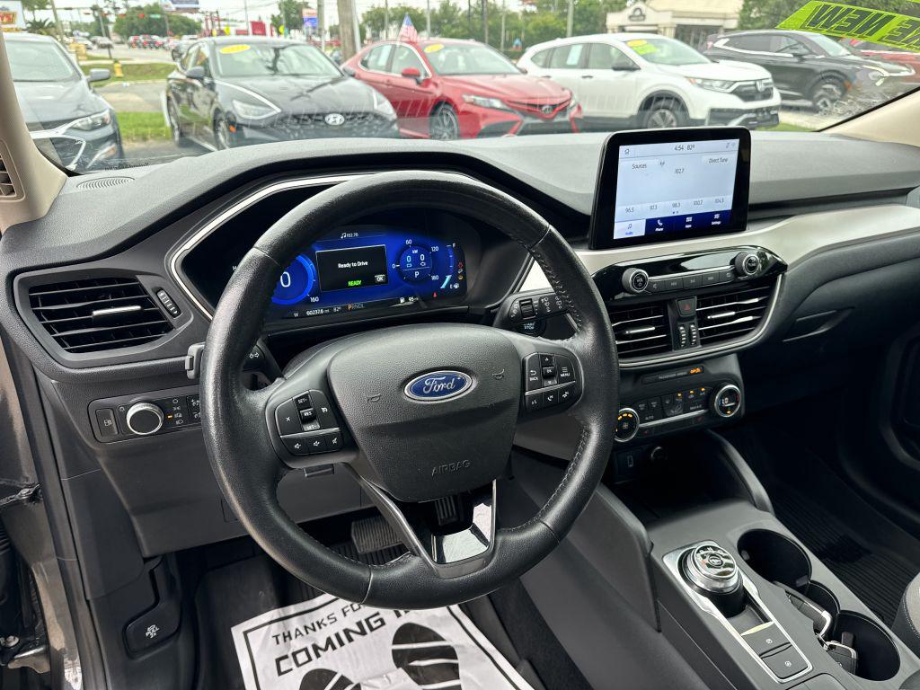 2020 Ford Escape - $17,995
