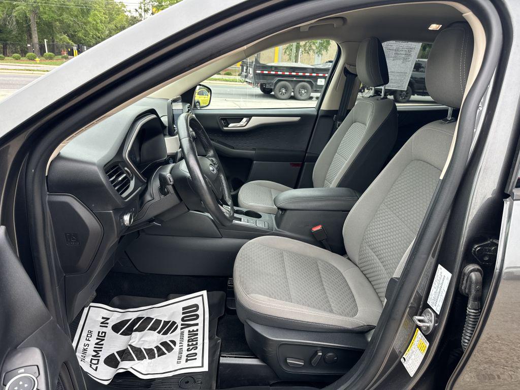 2020 Ford Escape - $17,995