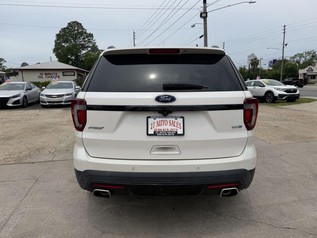 2017 Ford Explorer - $15,995