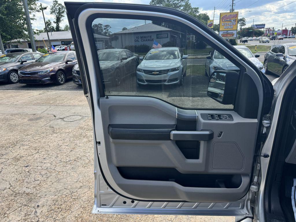 2016 Ford F-150 - $14,995