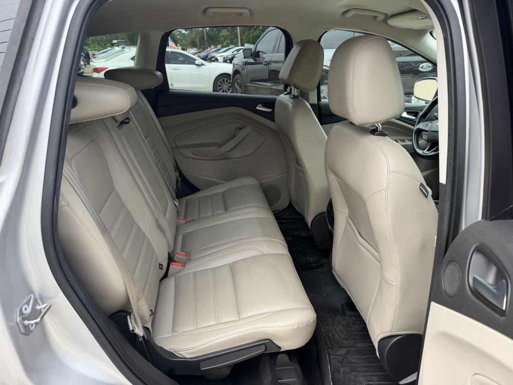 2017 Ford Escape - $9,995