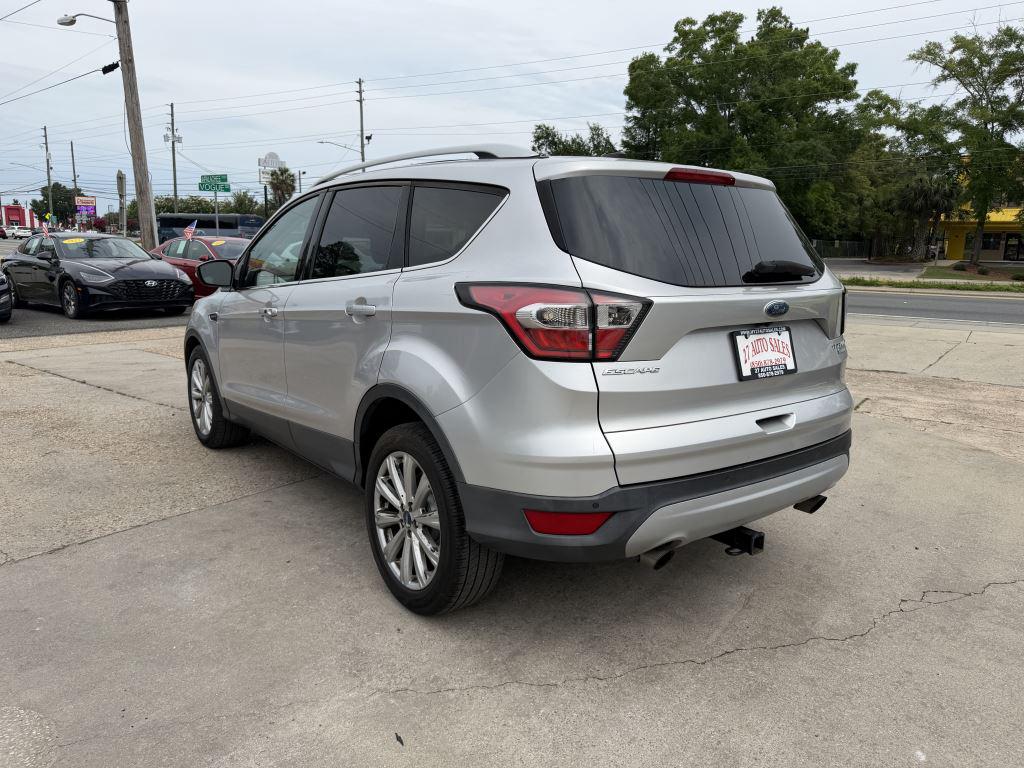 2017 Ford Escape - $9,995