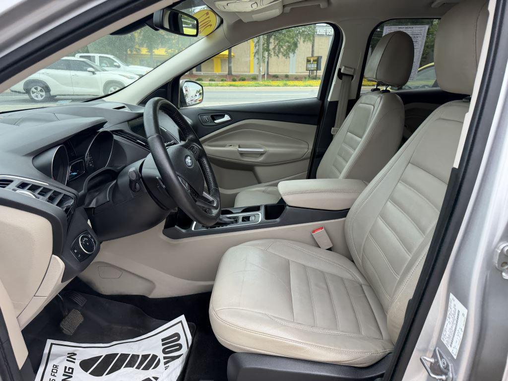 2017 Ford Escape - $9,995
