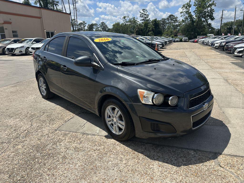 2016 Chevrolet Sonic - $7,495