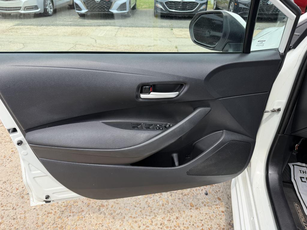 2021 Toyota Corolla - $14,995