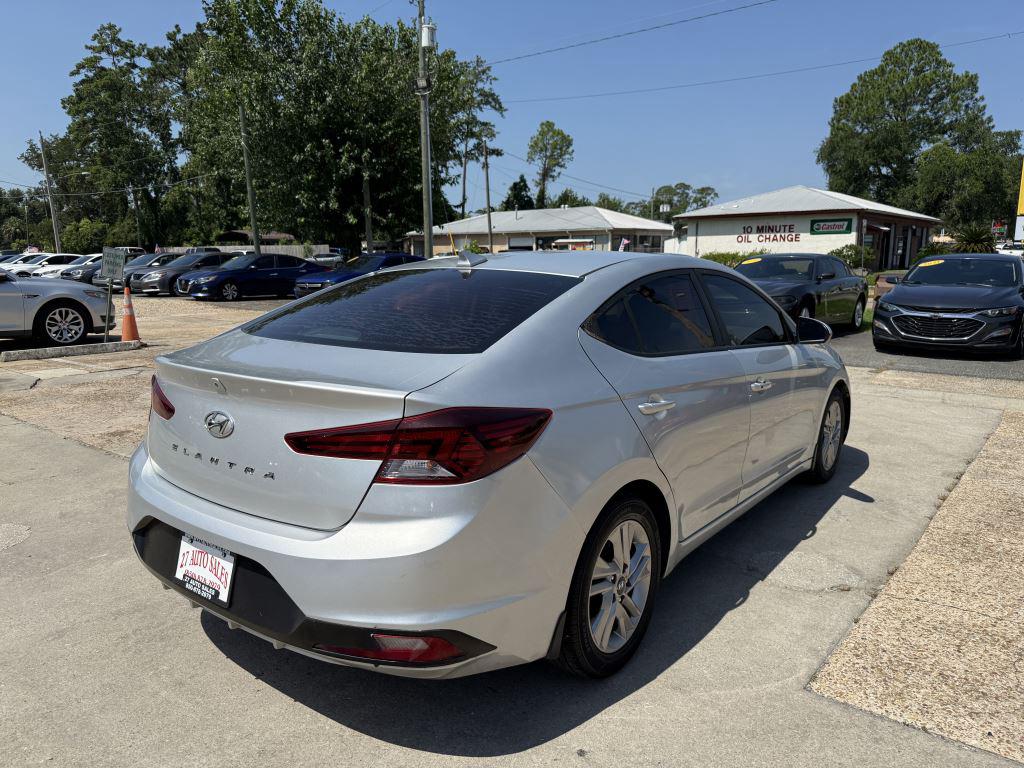 2020 Hyundai Elantra - $11,995