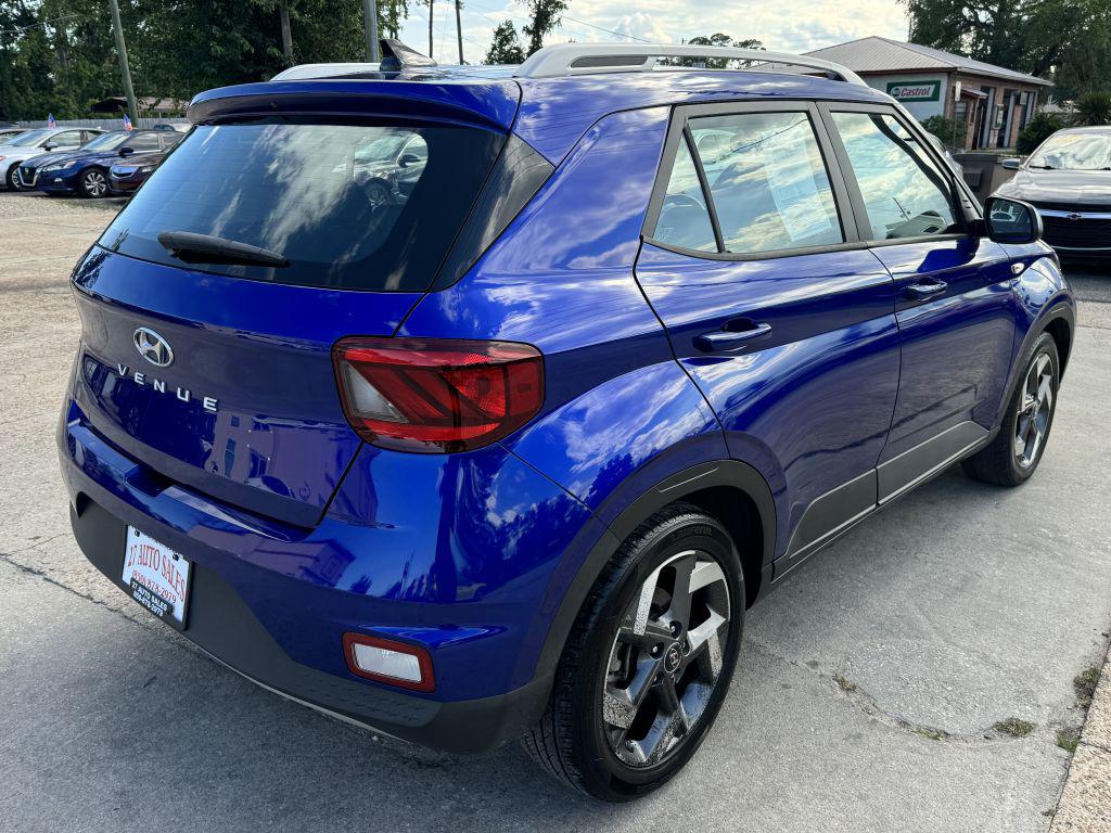 2022 Hyundai Venue - $13,995