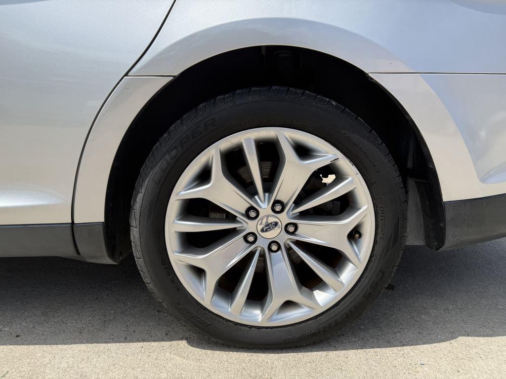 2019 Ford Taurus - $12,995