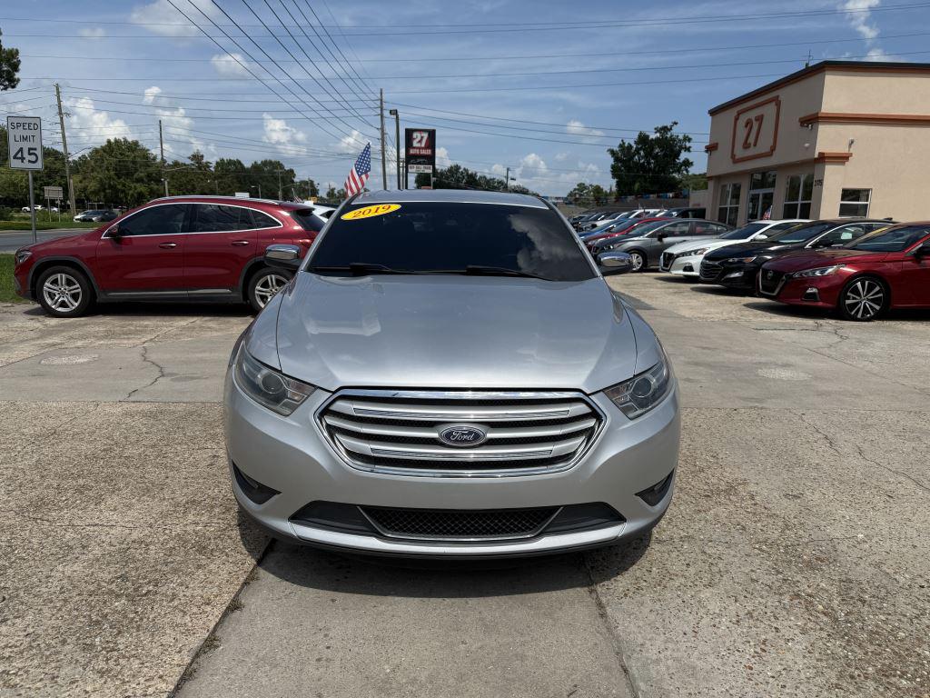 2019 Ford Taurus - $12,995