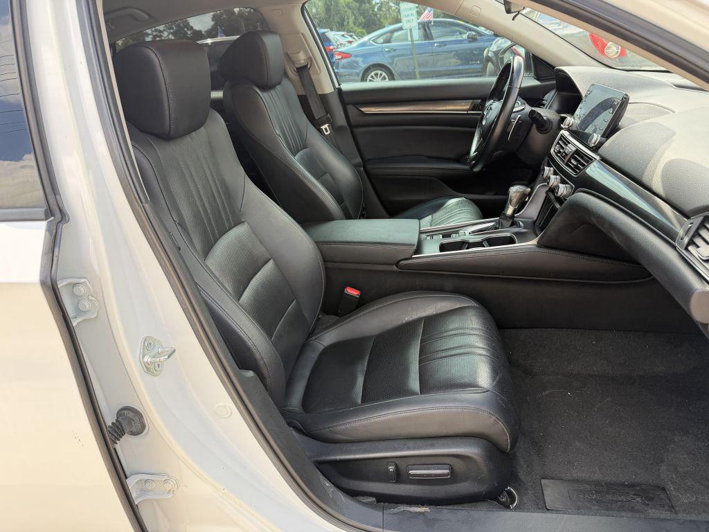 2022 Honda Accord - $19,995