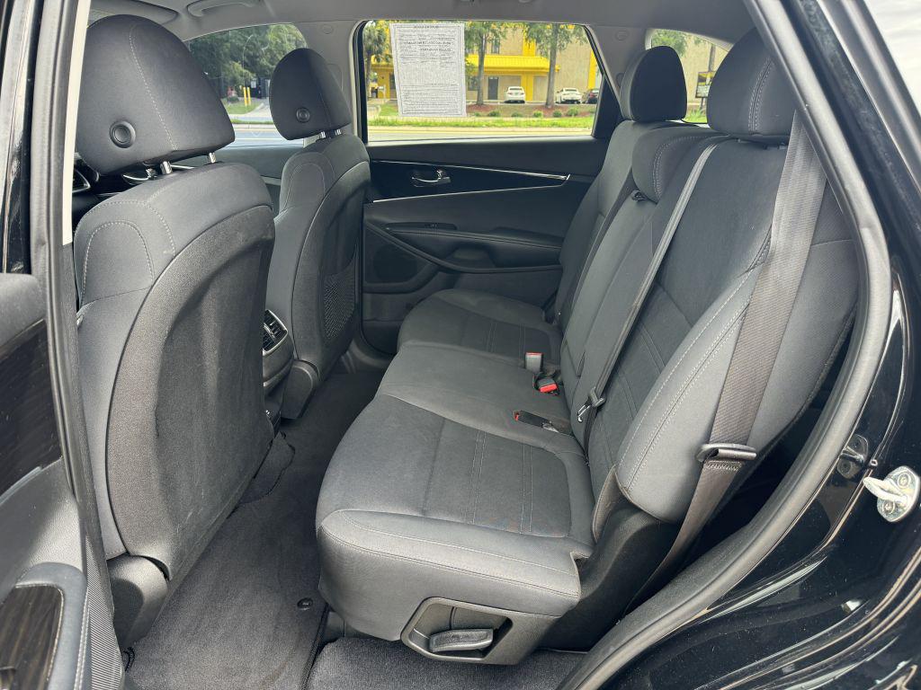 2019 Kia Sorento - $10,995