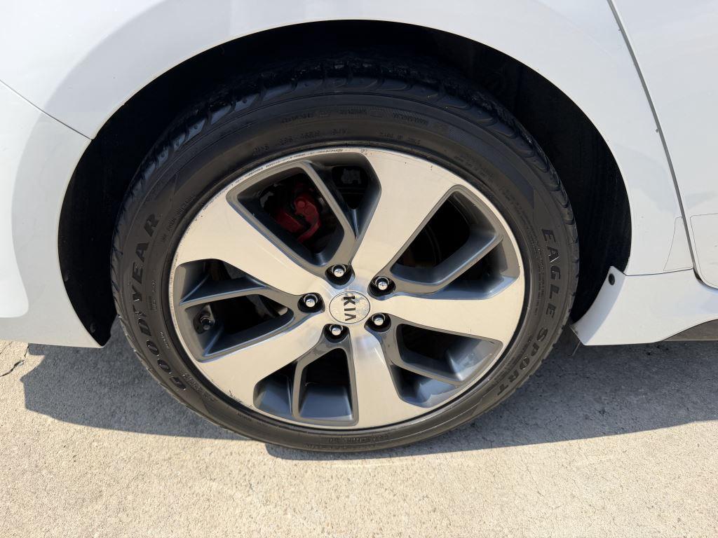 2016 Kia Optima - $10,995