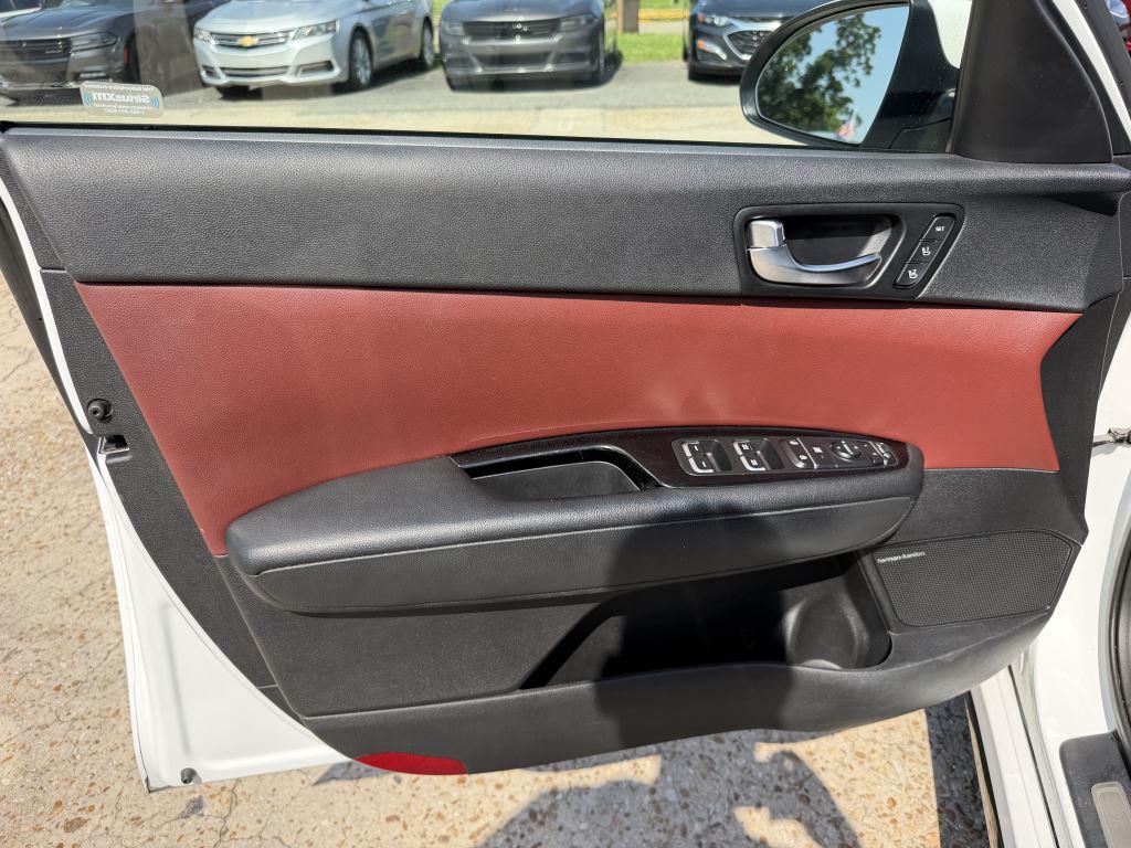 2016 Kia Optima - $10,995