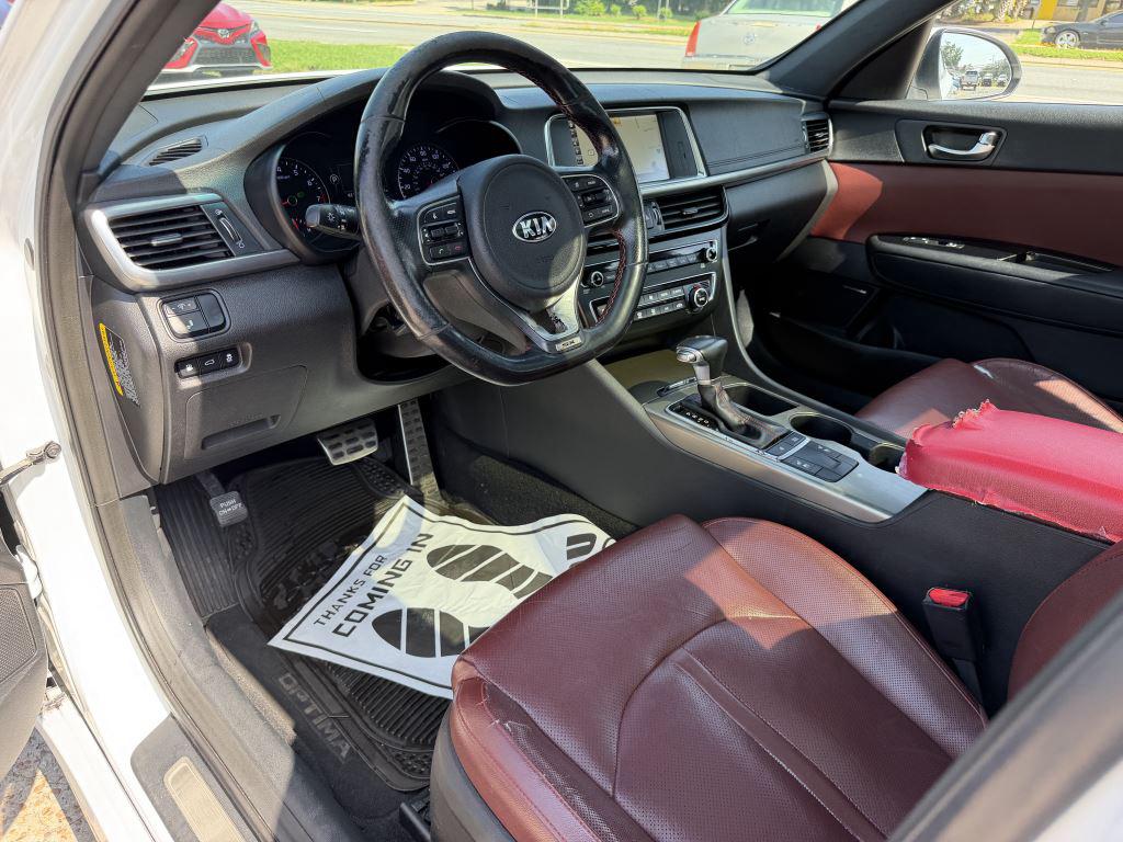 2016 Kia Optima - $10,995