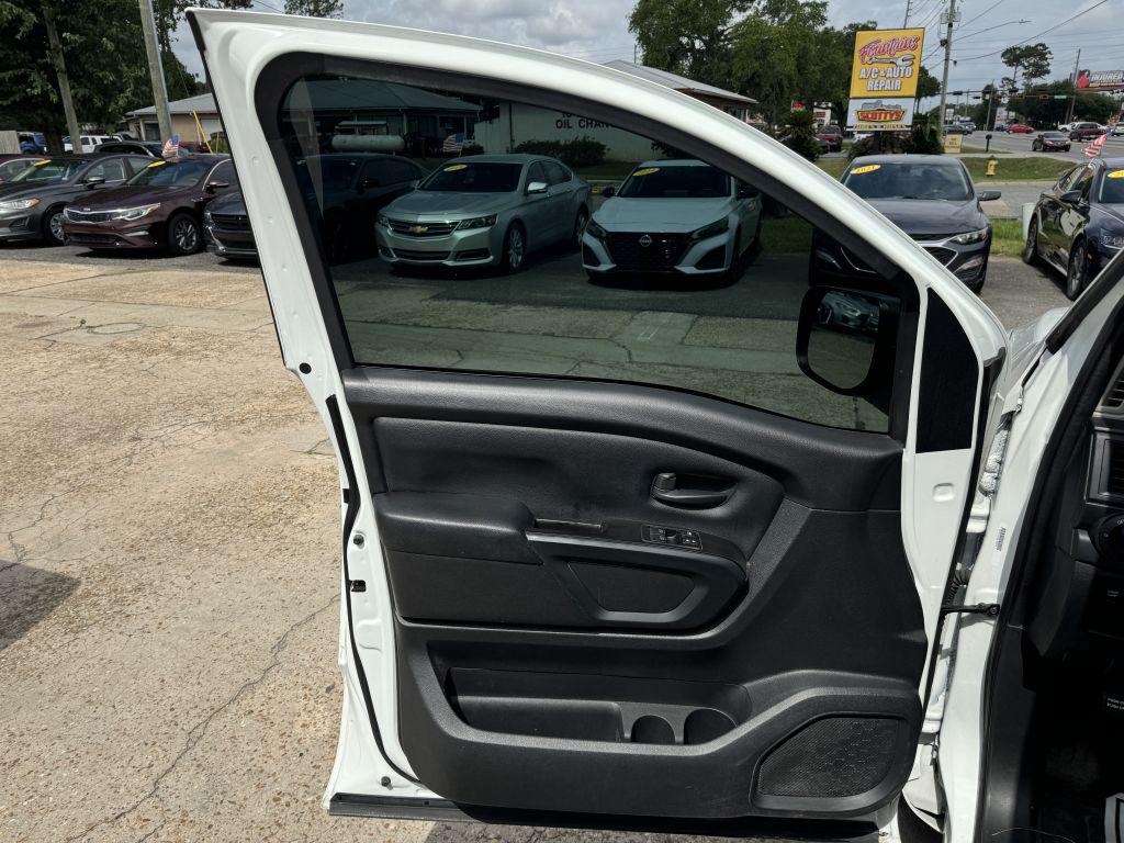 2022 Nissan Titan - $18,995