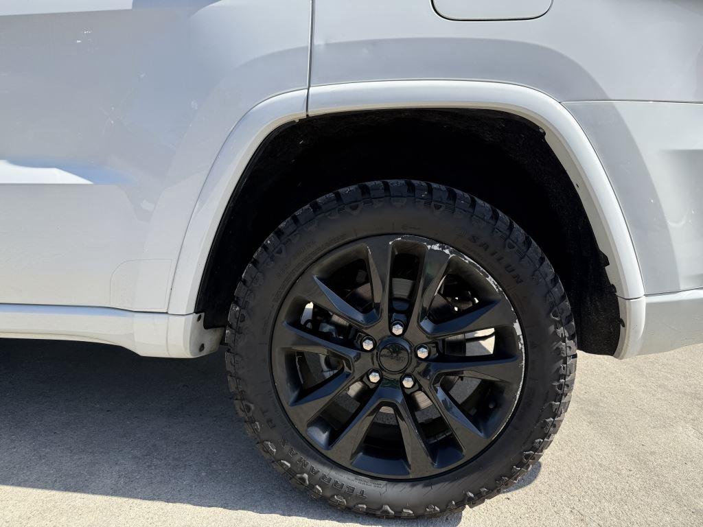 2022 Jeep Cherokee - $22,995