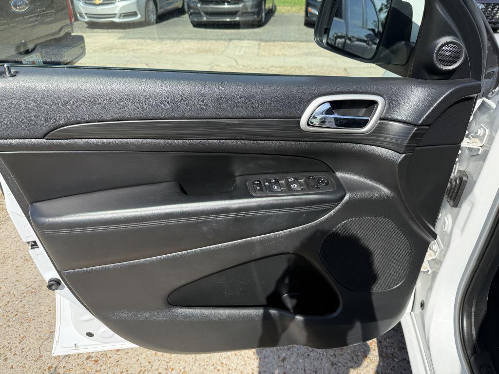 2022 Jeep Cherokee - $22,995
