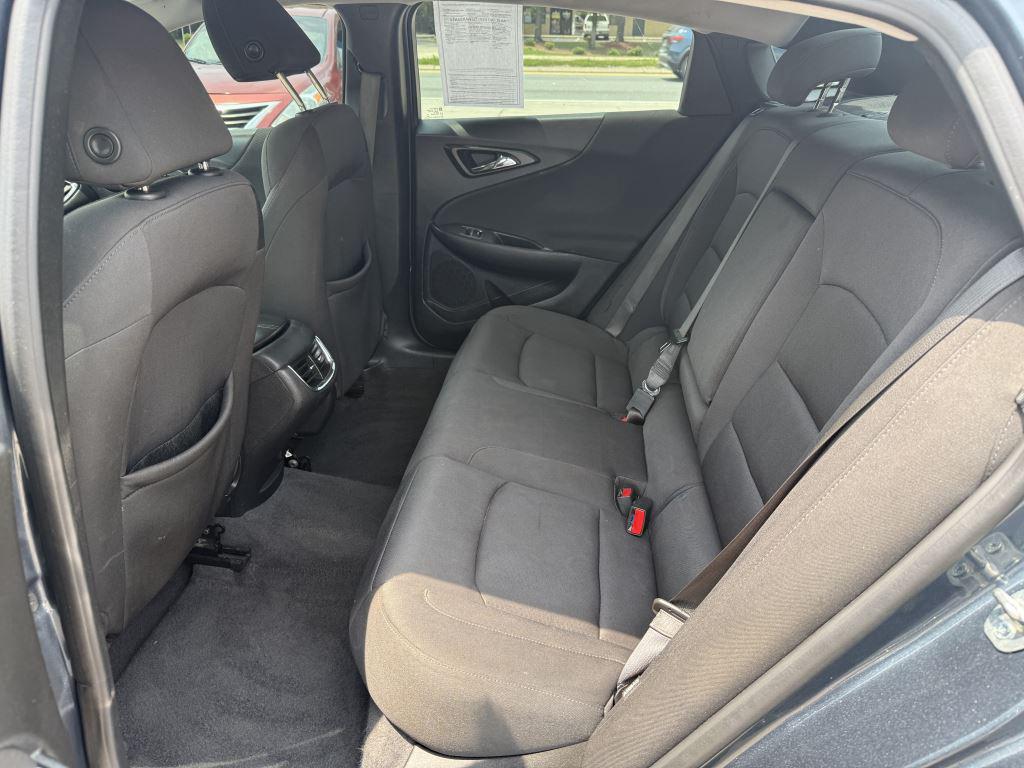 2020 Chevrolet Malibu - $11,995