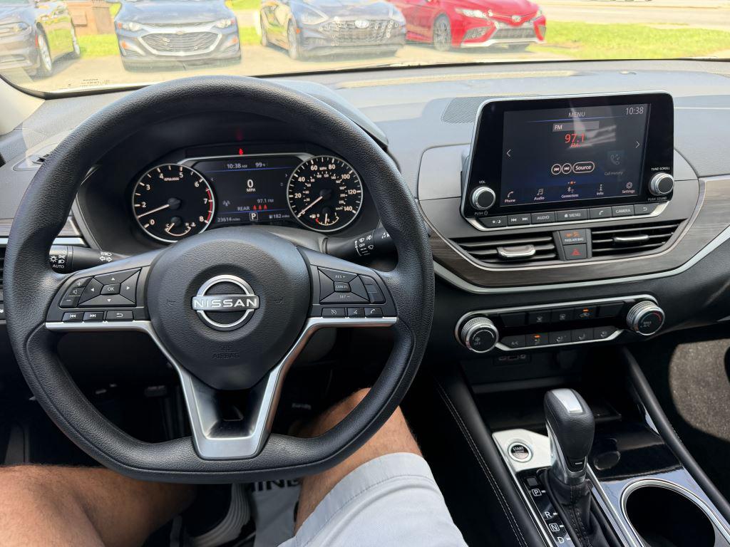 2023 Nissan Altima - $21,995