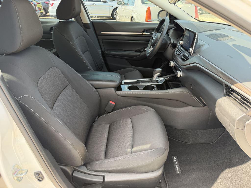 2023 Nissan Altima - $21,995