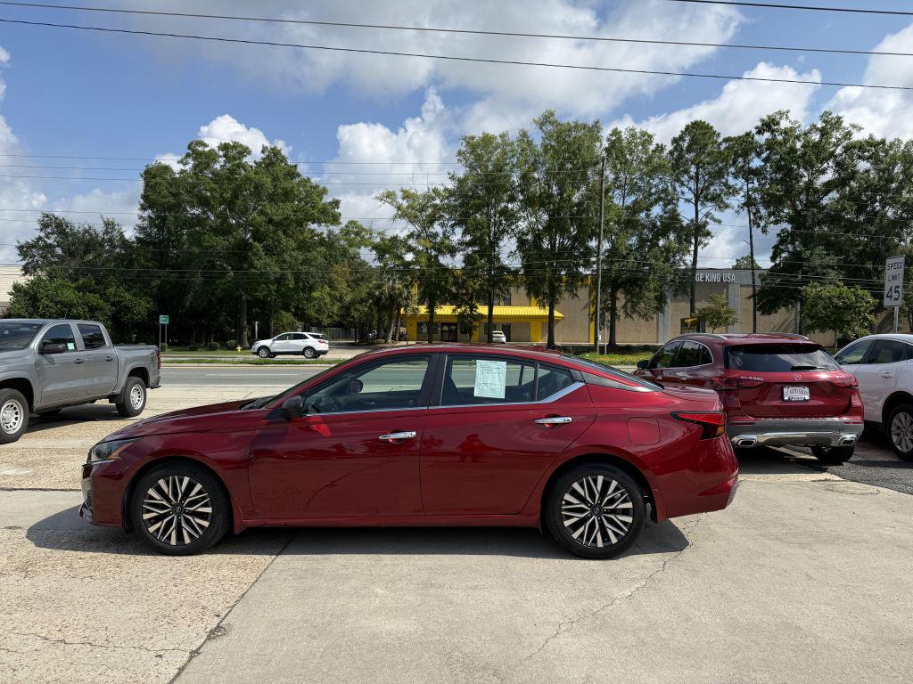 2024 Nissan Altima - $21,995
