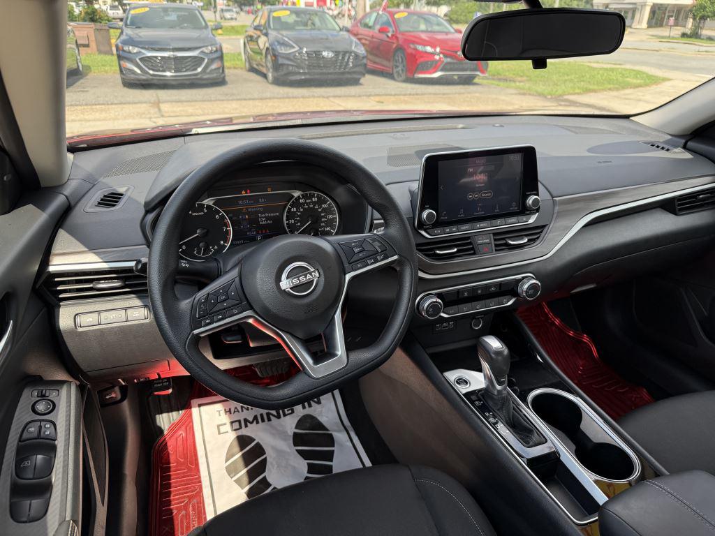 2024 Nissan Altima - $21,995