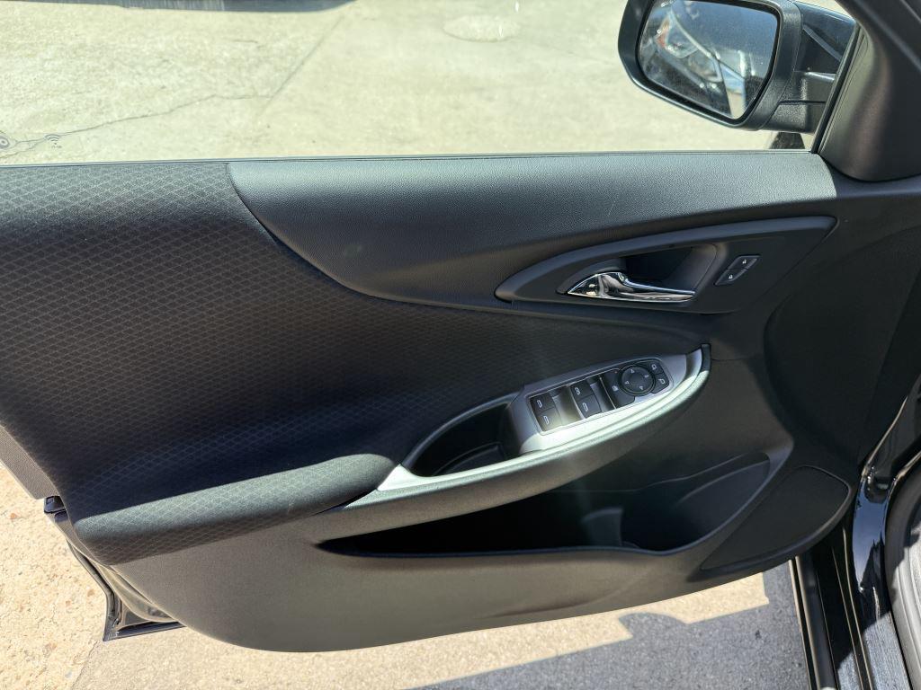2025 Chevrolet Malibu - $20,995
