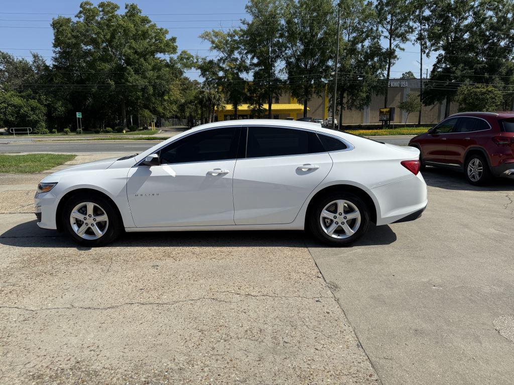 2023 Chevrolet Malibu - $17,995