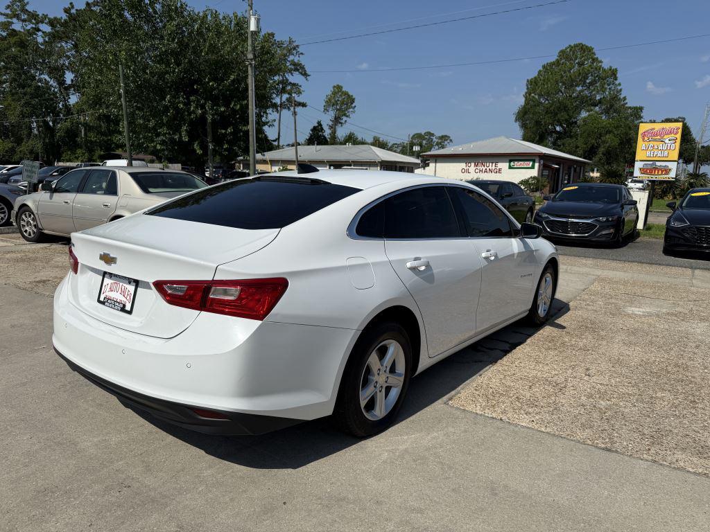 2023 Chevrolet Malibu - $17,995