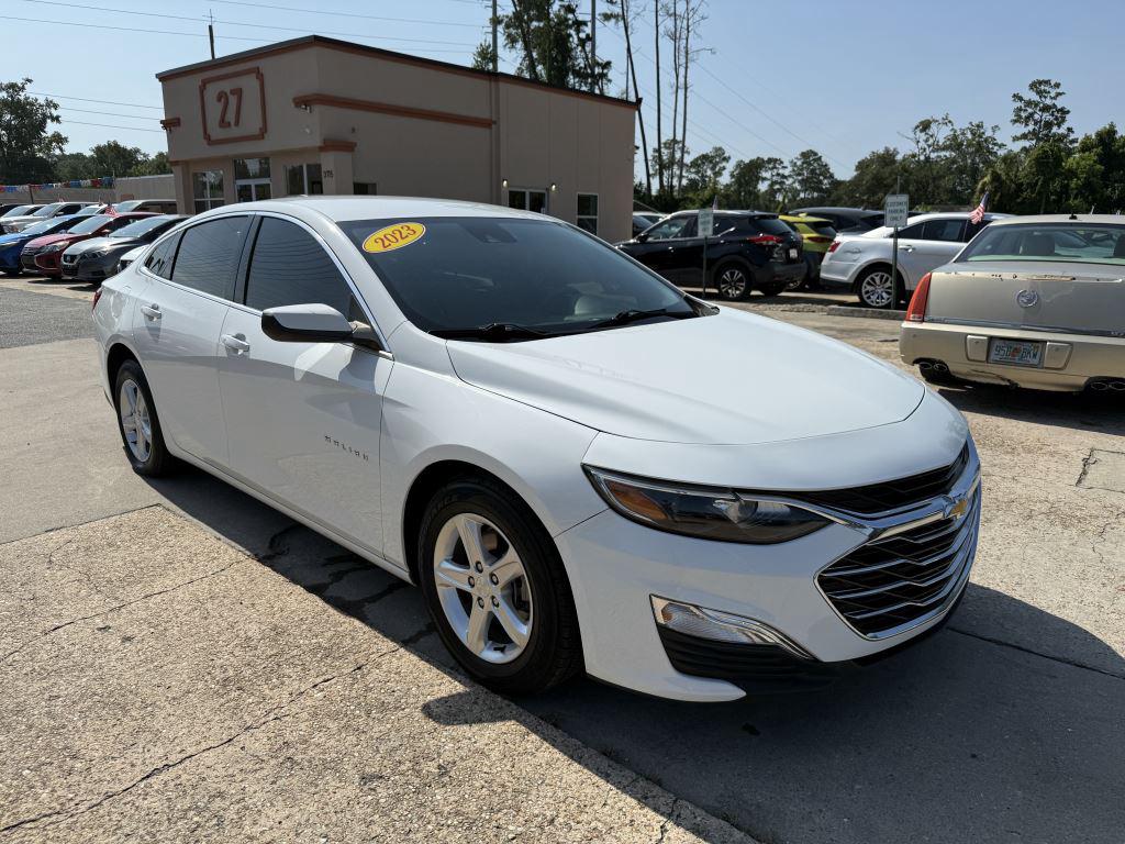 2023 Chevrolet Malibu - $17,995