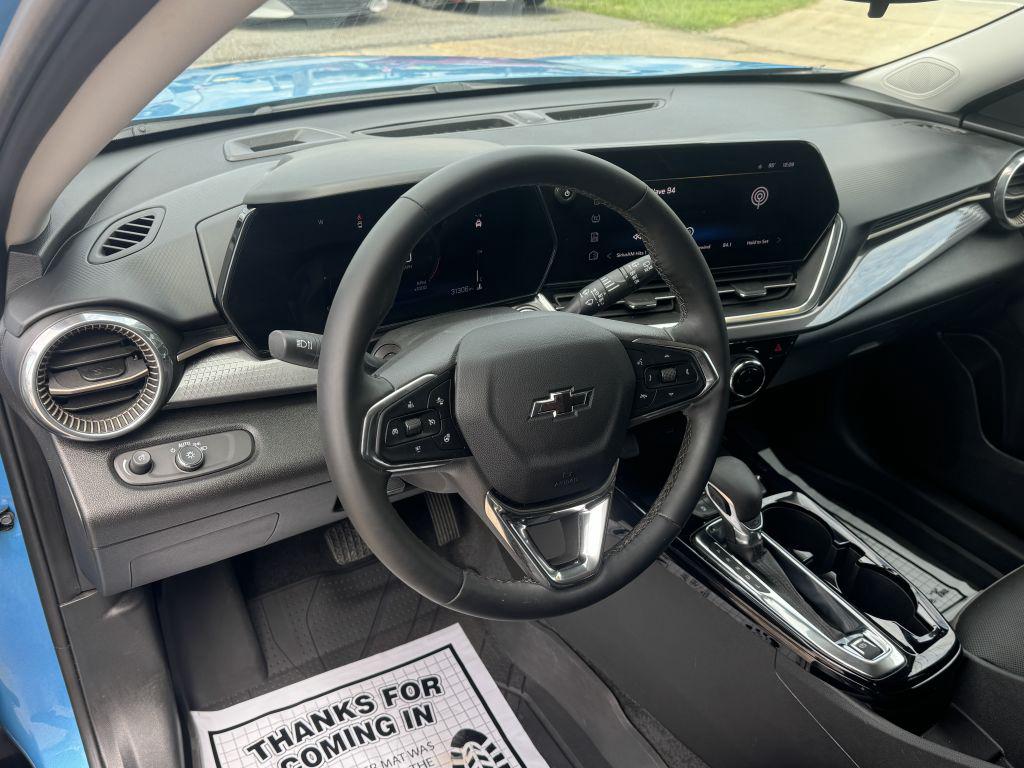 2025 Chevrolet Trax - $23,995