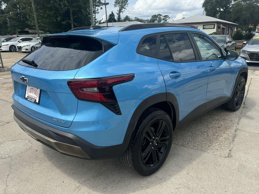 2025 Chevrolet Trax - $23,995
