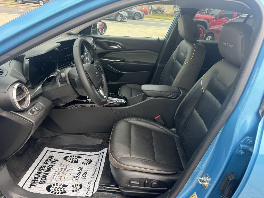 2025 Chevrolet Trax - $23,995