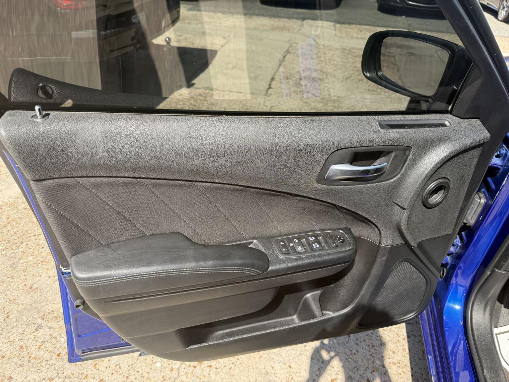 2020 Dodge Charger - $20,995