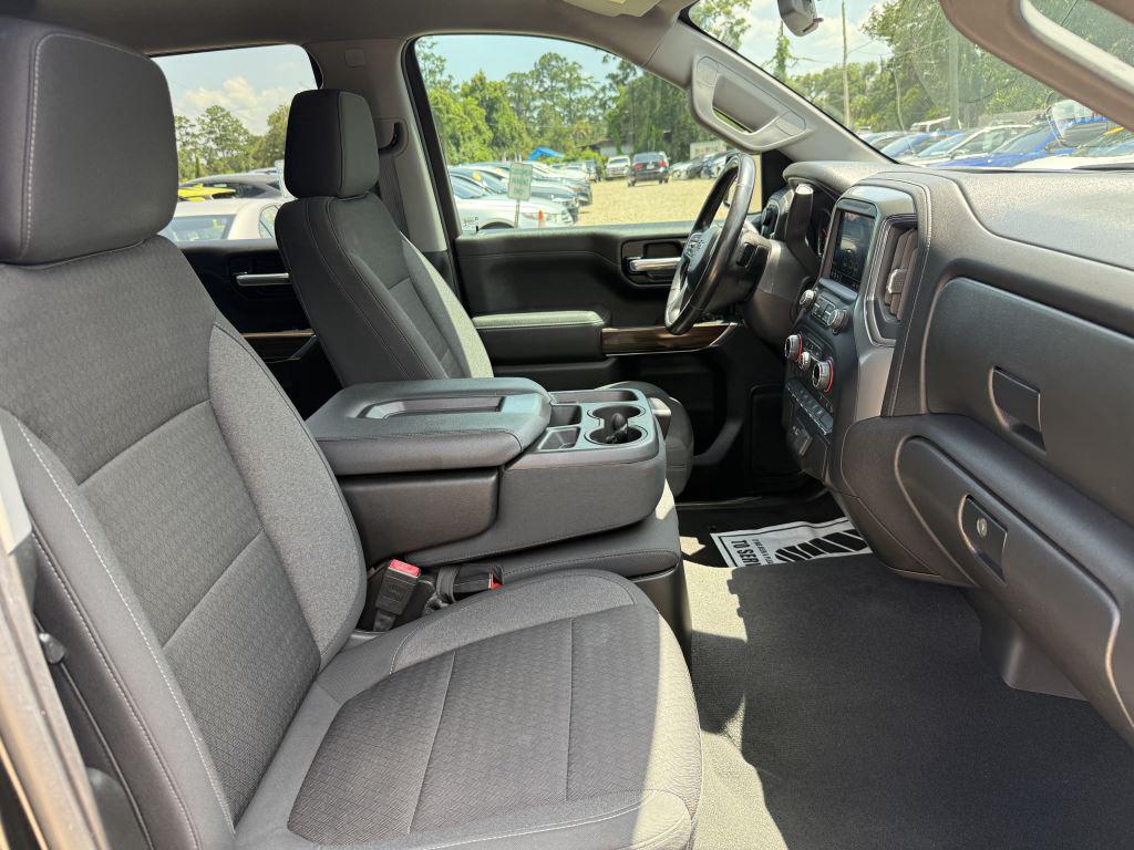 2021 Chevrolet Silverado - $31,995
