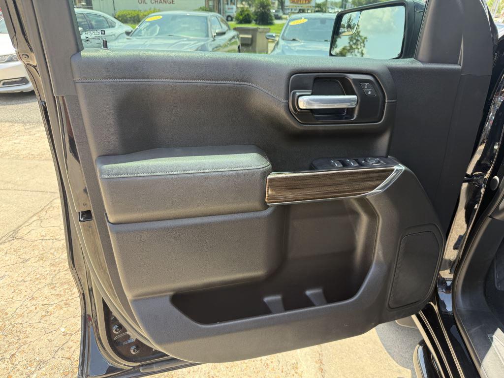 2021 Chevrolet Silverado - $31,995