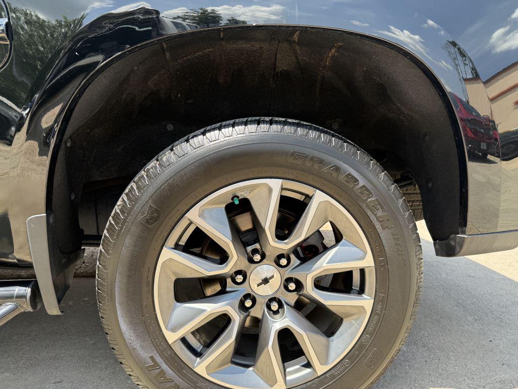 2021 Chevrolet Silverado - $31,995