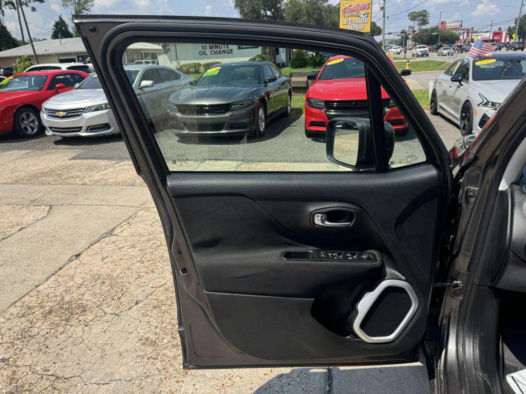 2018 Jeep Renegade - $11,995