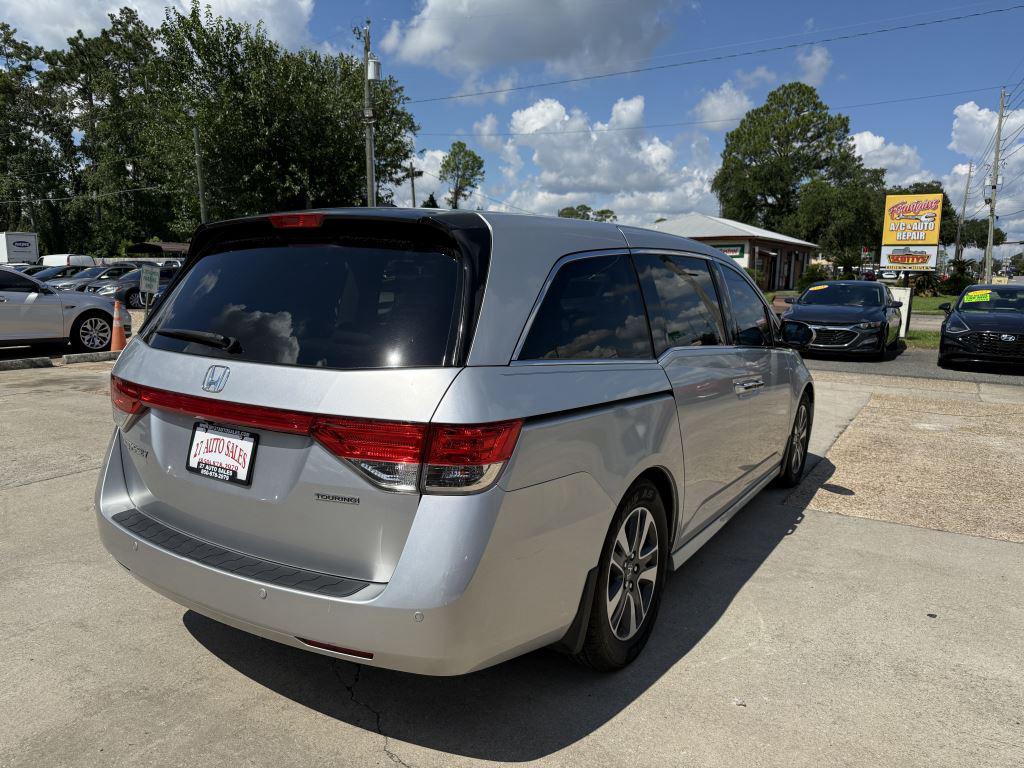 2015 Honda Odyssey - $11,995
