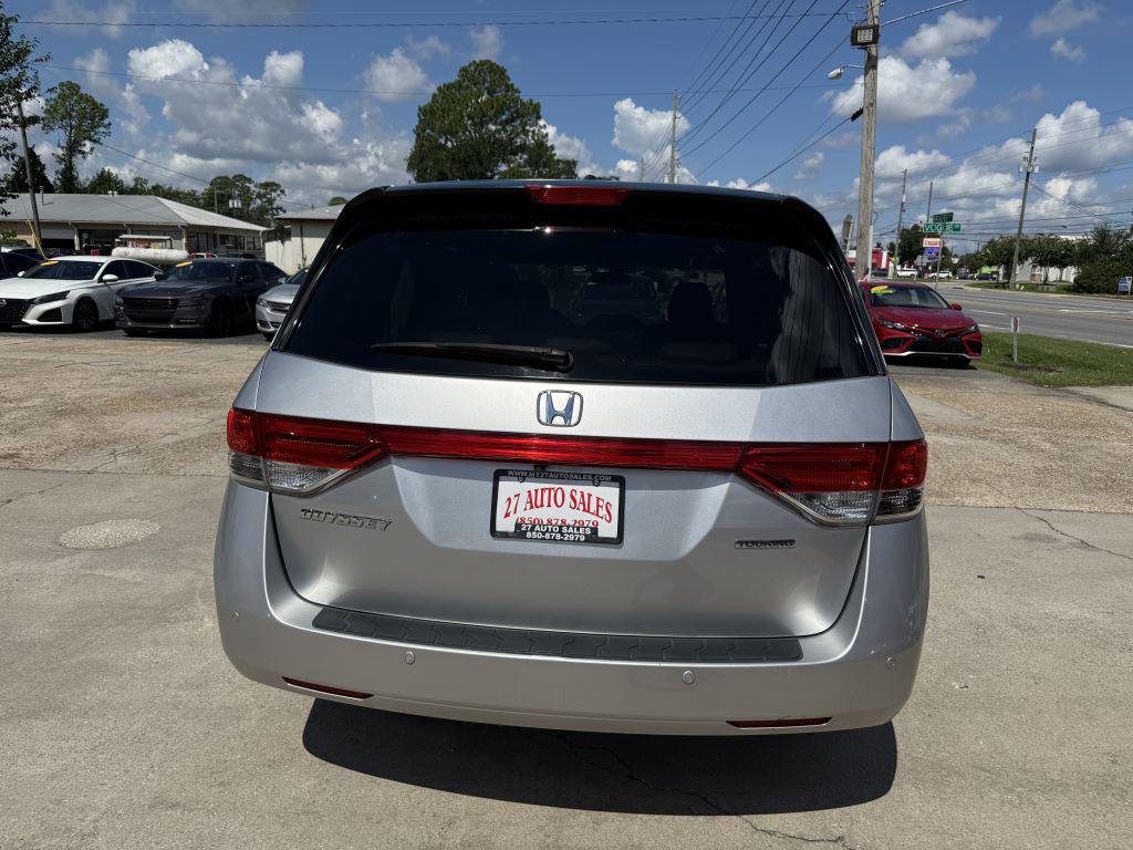 2015 Honda Odyssey - $11,995