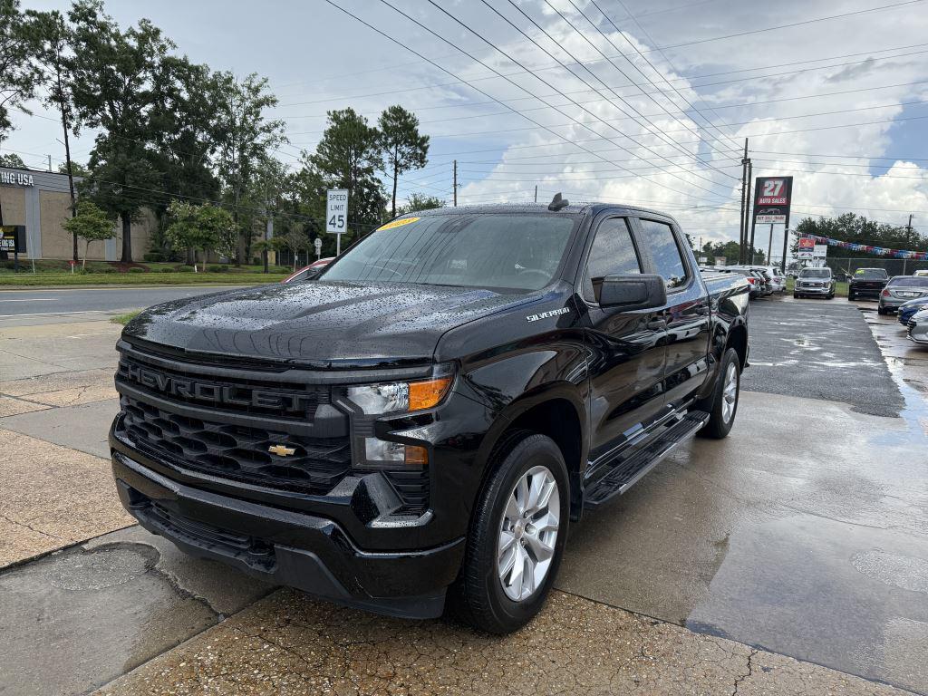 2023 Chevrolet Silverado - $31,995